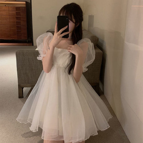 ふわっとシフォンホワイトミニ丈ワンピ